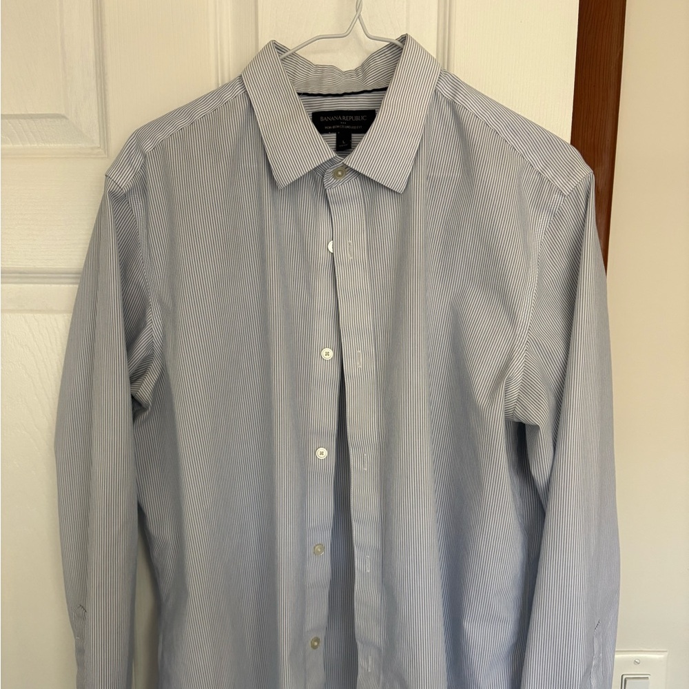 Banana Republic Men's Light Blue Pinstripe Dress Shirt